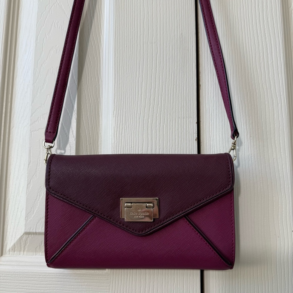 Kate Spade Crossbody Envelope Purse Burgundy Plumberry Removable Strap